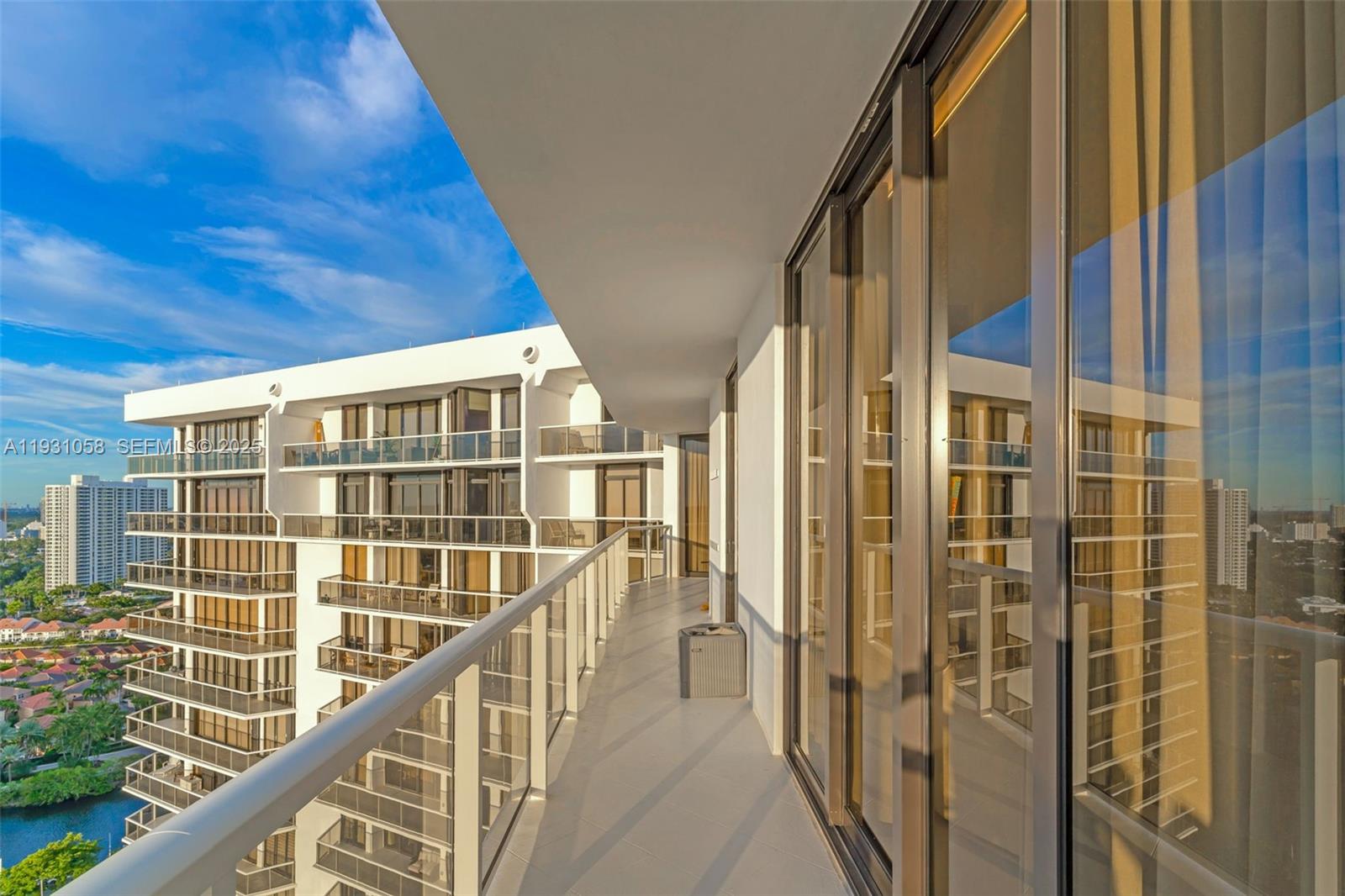 Photo of 20281 Country Club Dr  #TW7, Aventura, Florida, 33180 - 