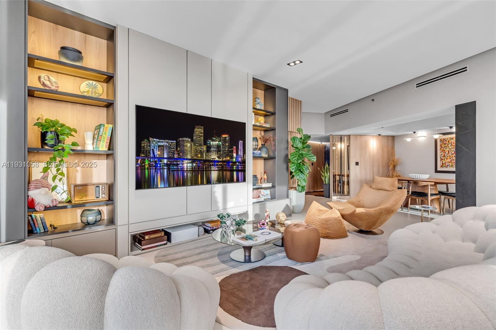 Photo of 20281 Country Club Dr  #TW7, Aventura, Florida, 33180 - 