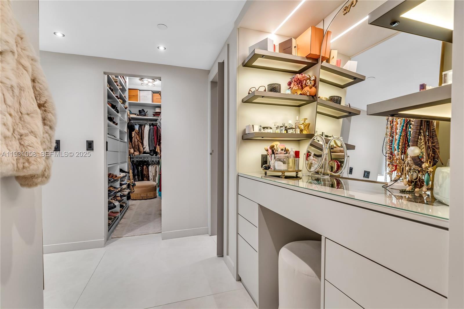 Photo of 20281 Country Club Dr  #TW7, Aventura, Florida, 33180 - 