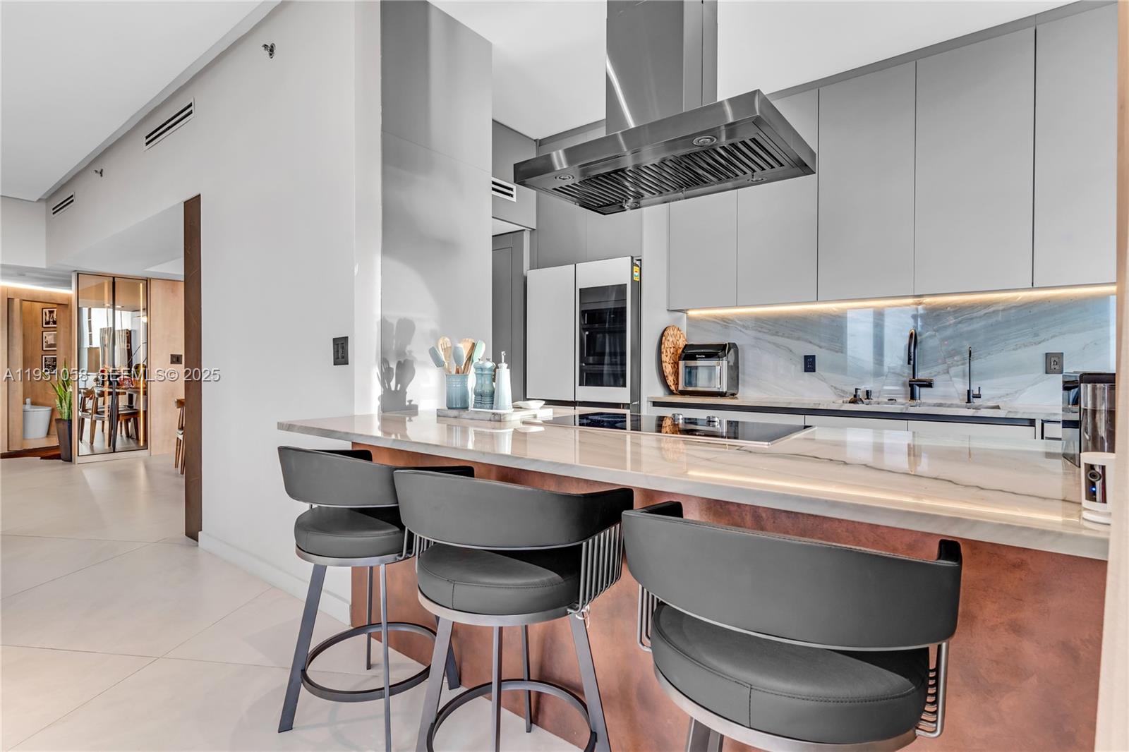 Photo of 20281 Country Club Dr  #TW7, Aventura, Florida, 33180 - 