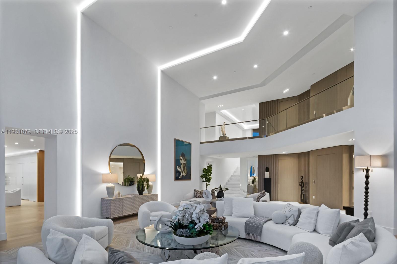 PH5002 5 / 5 8081 sq. ft. $ 2025-12-15 0 Photo