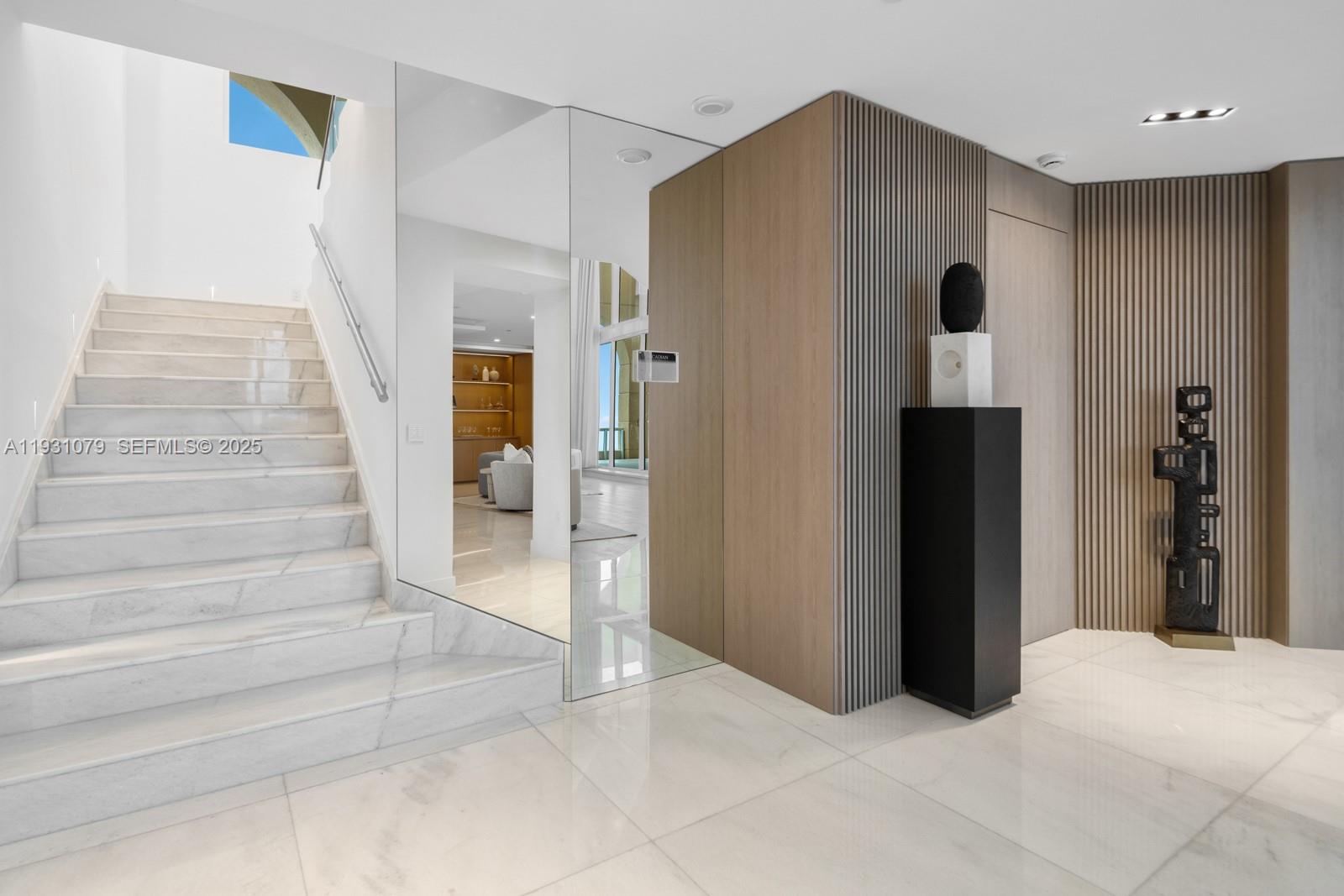 PH5002 5 / 5 8081 sq. ft. $ 2025-12-15 0 Photo