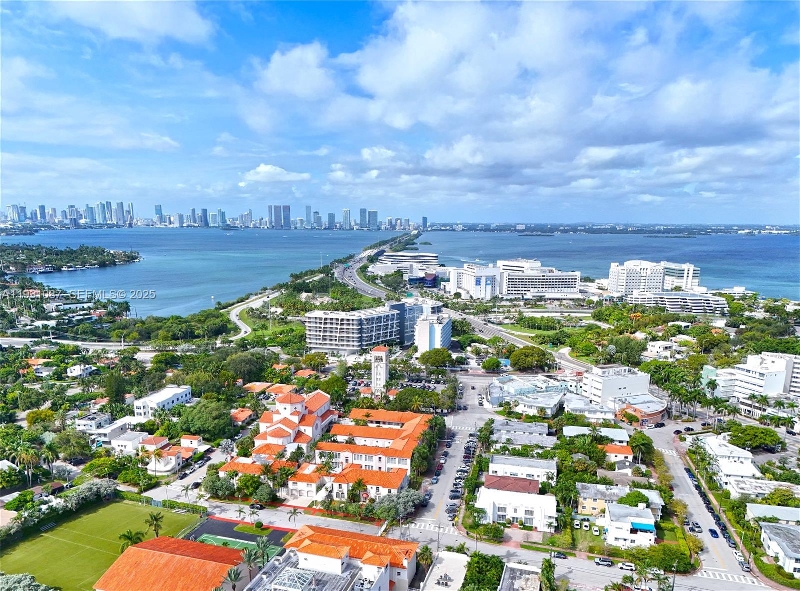 Подробнее / 3474 кв.футов $ 2025-12-15 0 Фото