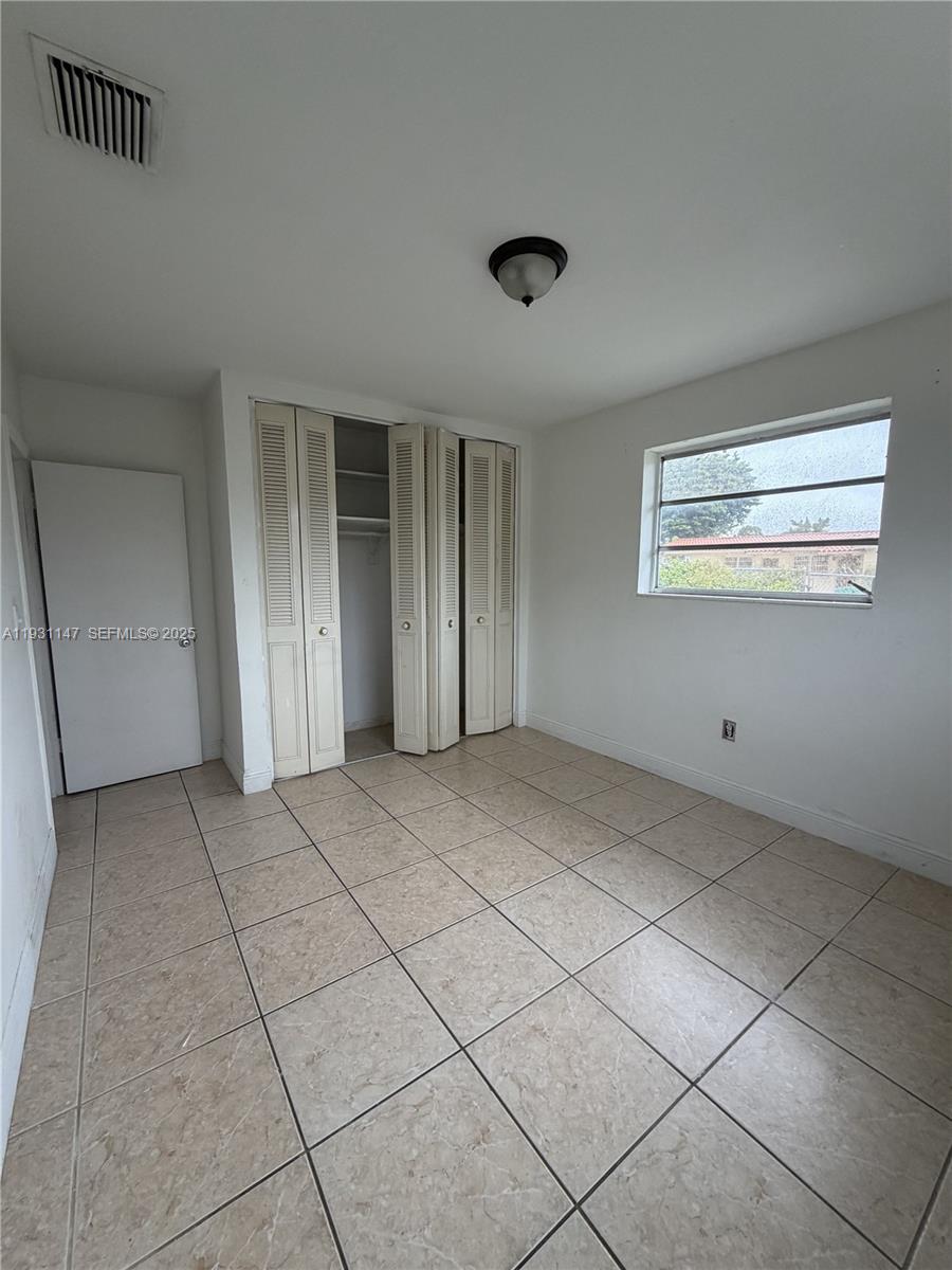 Ver detalles / 2150 sq. ft. $ 2025-12-15 0 foto