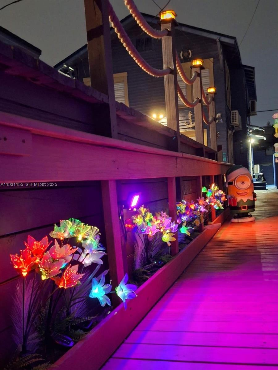   /  3188 кв.футов $ 2025-12-15 0 Фото