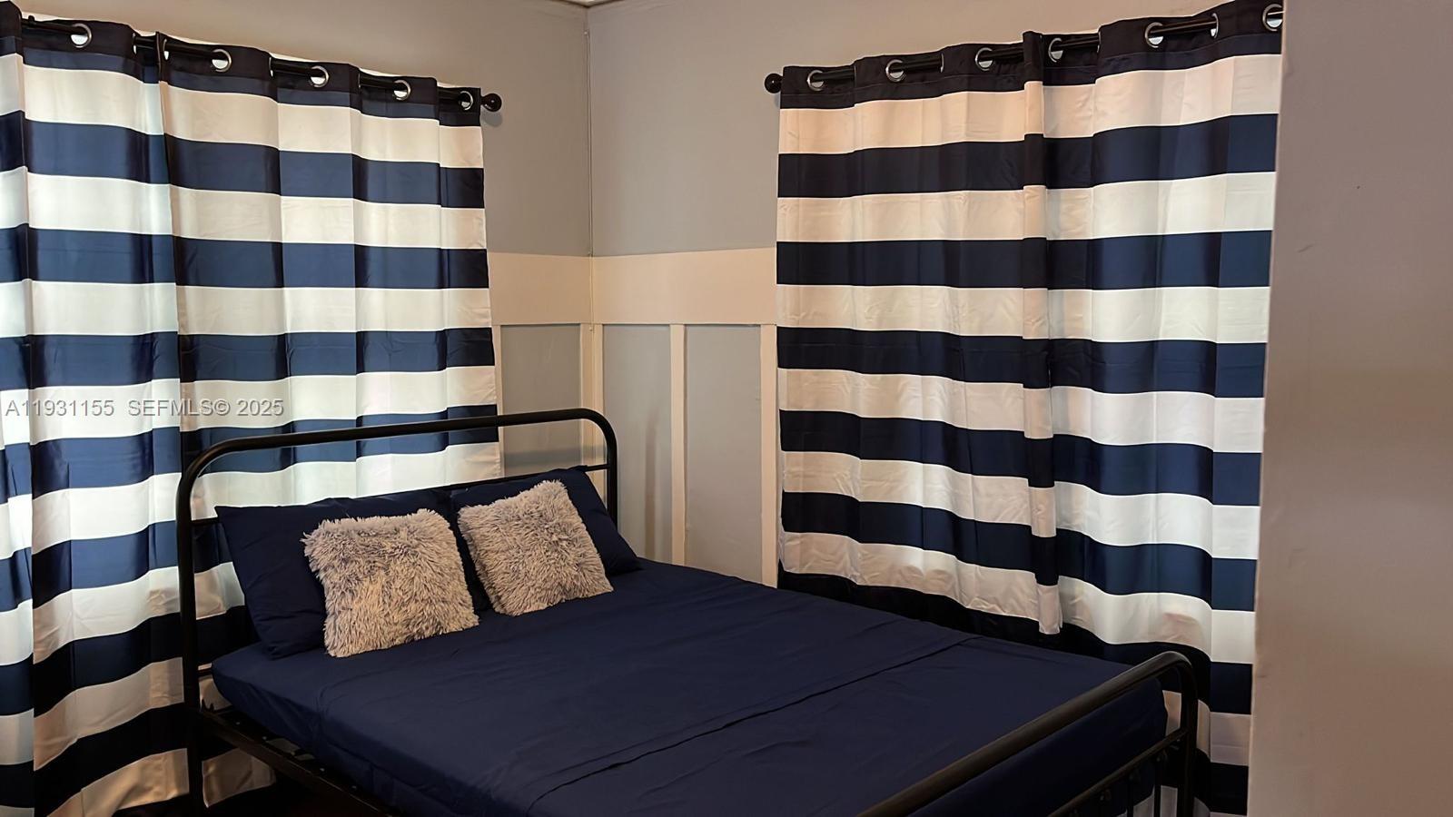   /  3188 кв.футов $ 2025-12-15 0 Фото