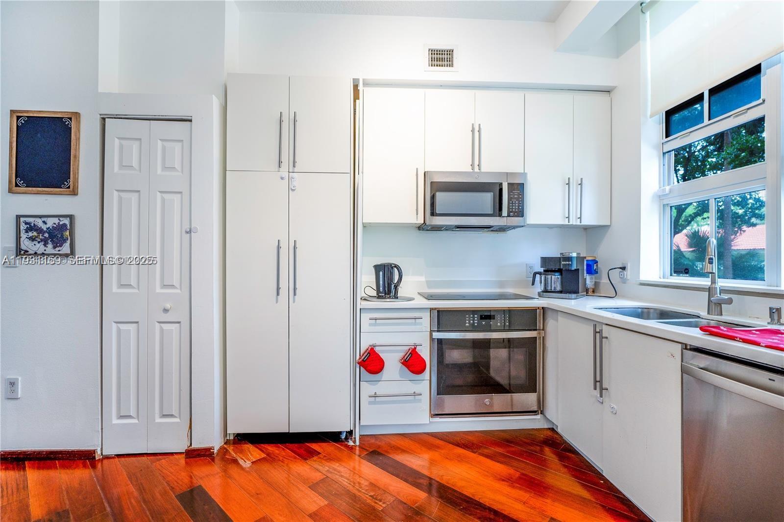 Photo of 3001 185th St #127, Aventura, Florida, 33180 -