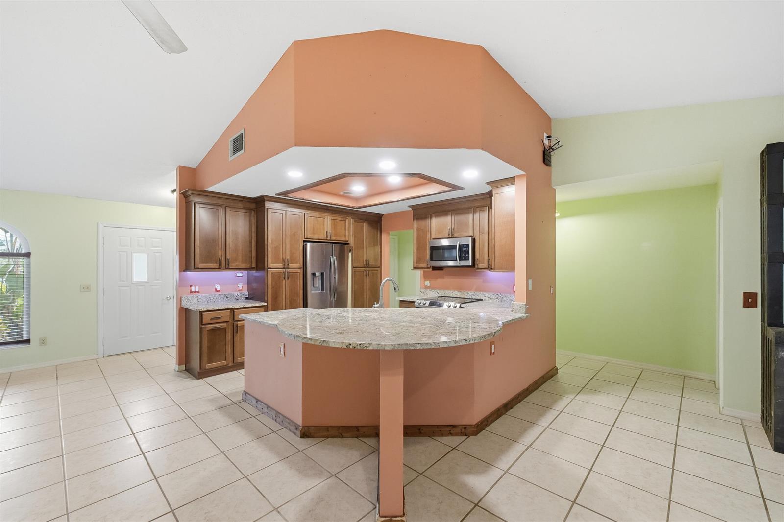 Ver detalles 381 2 / 2 1770 sq. ft. $ 2026-01-24 0 foto