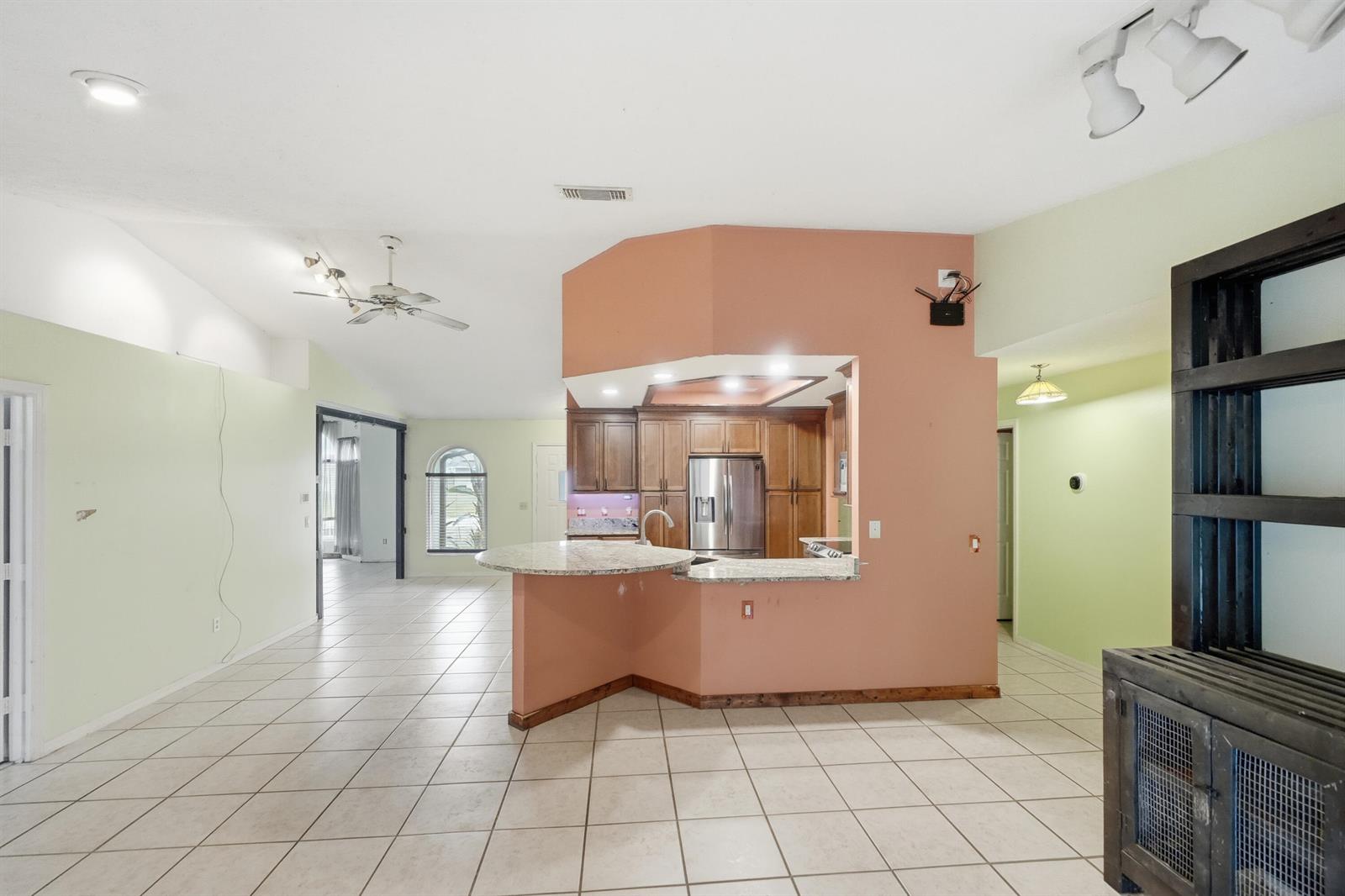 Ver detalles 381 2 / 2 1770 sq. ft. $ 2026-01-24 0 foto