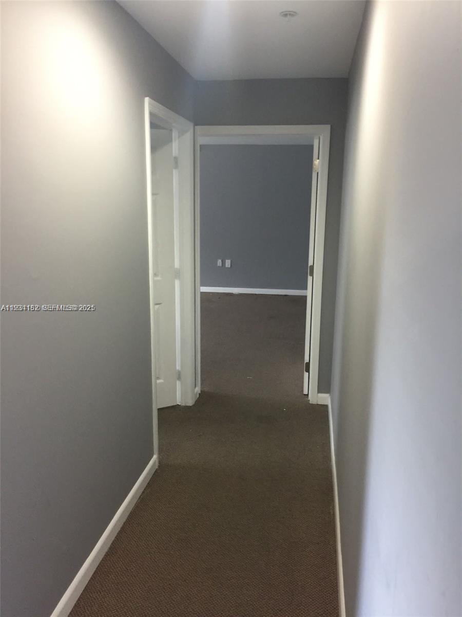 130  /   sq. ft. $ 2025-12-15 0 foto