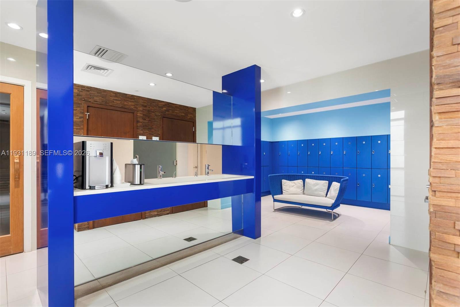 Photo of 3951 Ocean Dr  #1001, Hollywood, Florida, 33019 - 