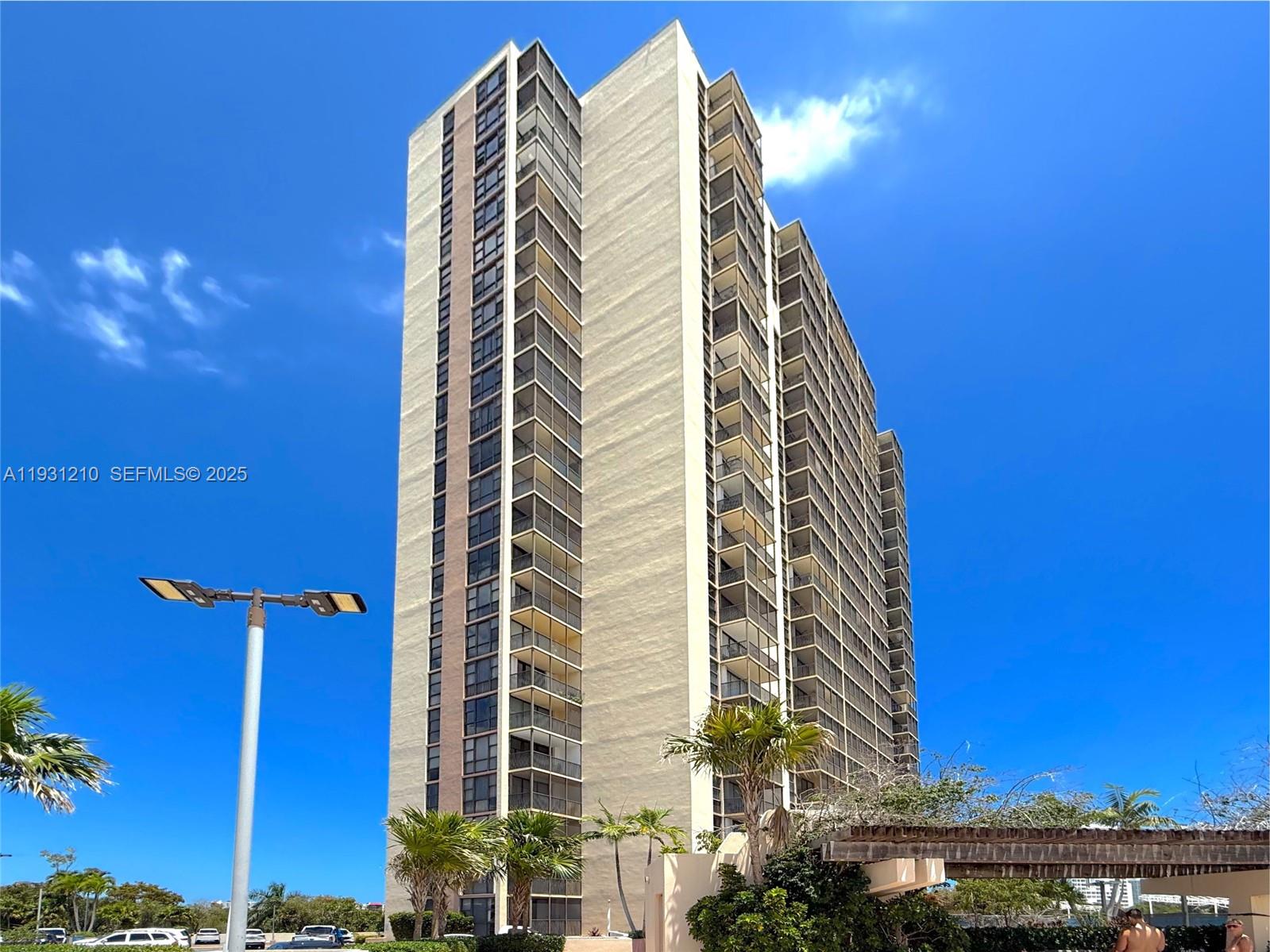 Photo of 20379 Country Club Dr  #2334, Aventura, Florida, 33180 - 