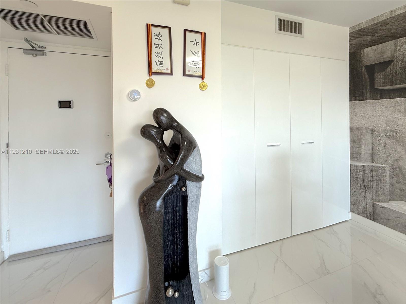 Photo of 20379 Country Club Dr  #2334, Aventura, Florida, 33180 - 