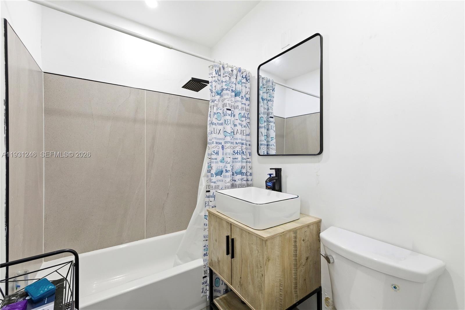 Ver detalles / 2098 sq. ft. $ 2025-12-16 0 foto