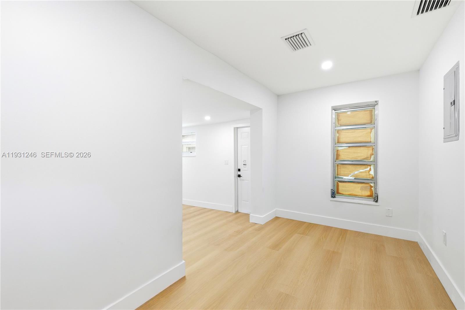 Ver detalles / 2098 sq. ft. $ 2025-12-16 0 foto