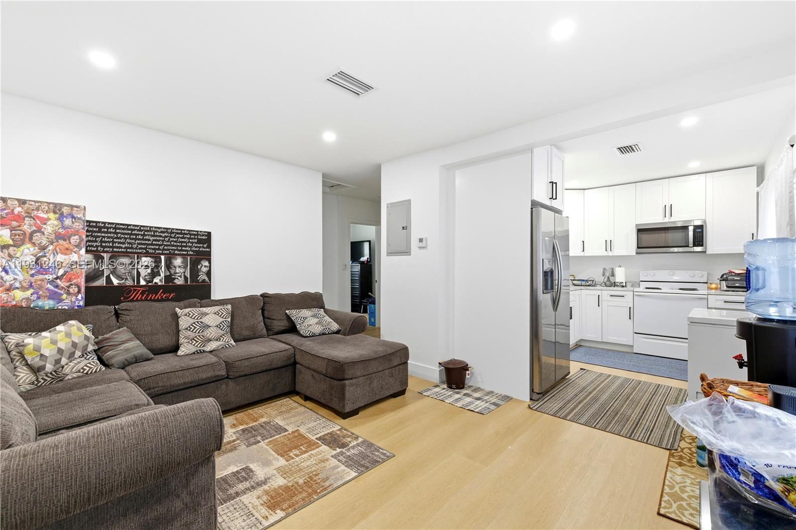 Ver detalles / 2098 sq. ft. $ 2025-12-16 0 foto