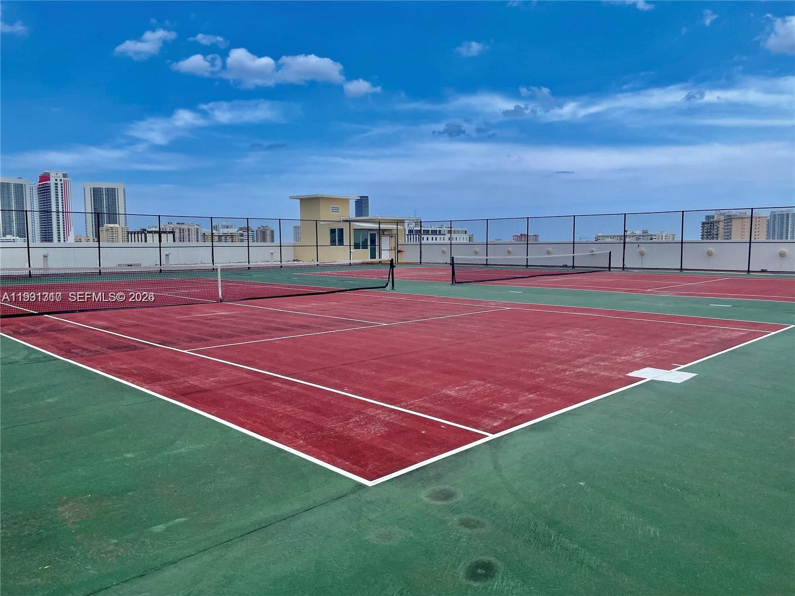 Фото 1745 Hallandale Beach Blvd #1507W, Hallandale Beach, Florida, 33009 -