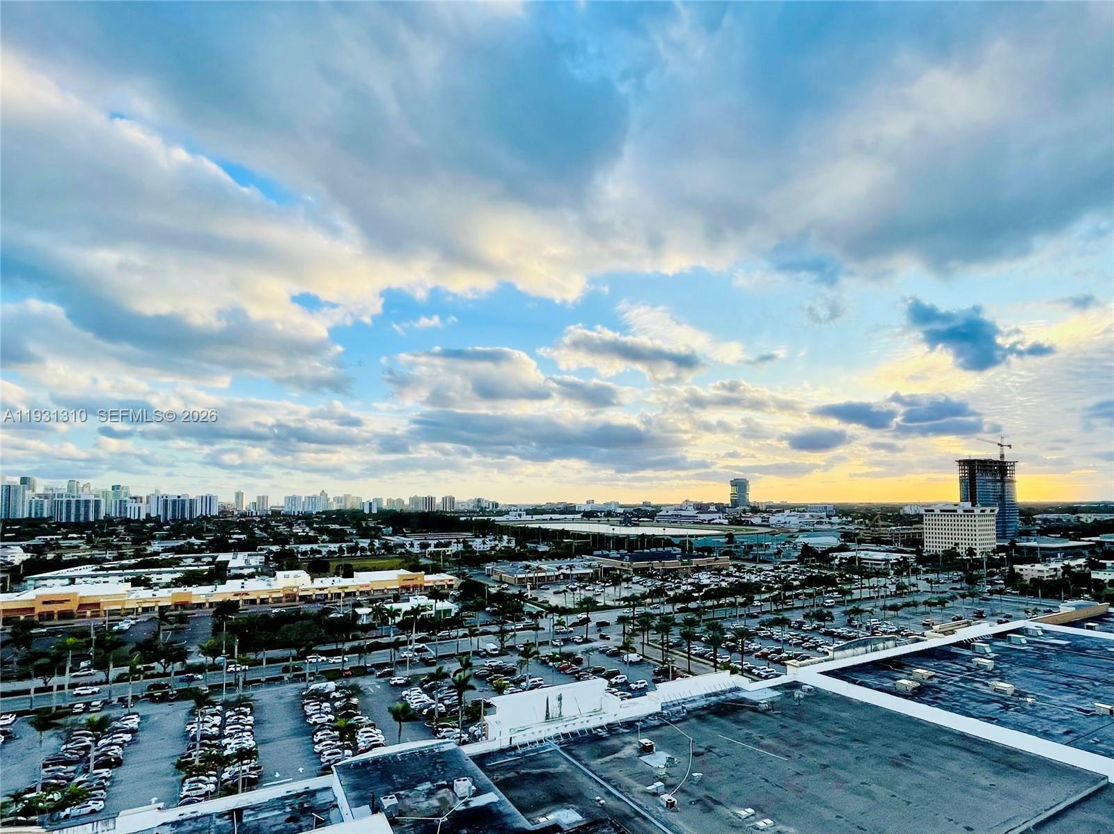 Фото 1745 Hallandale Beach Blvd #1507W, Hallandale Beach, Florida, 33009 -