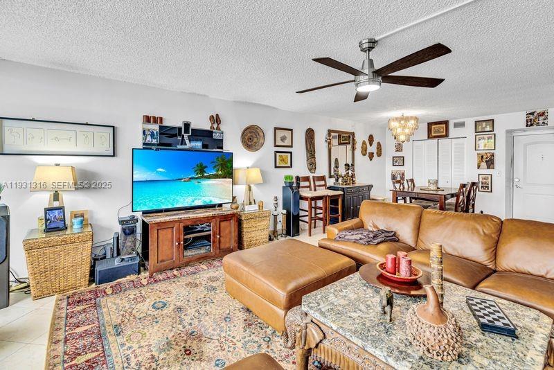 228 2 / 2 1521 sq. ft. $ 2025-12-16 0 Photo