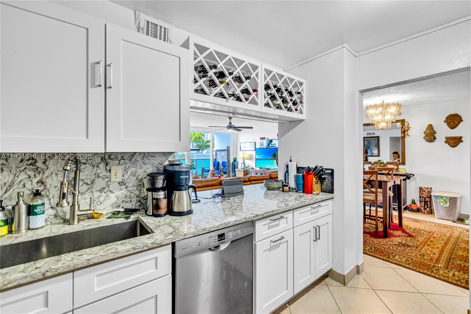 228 2 / 2 1521 sq. ft. $ 2025-12-16 0 Photo