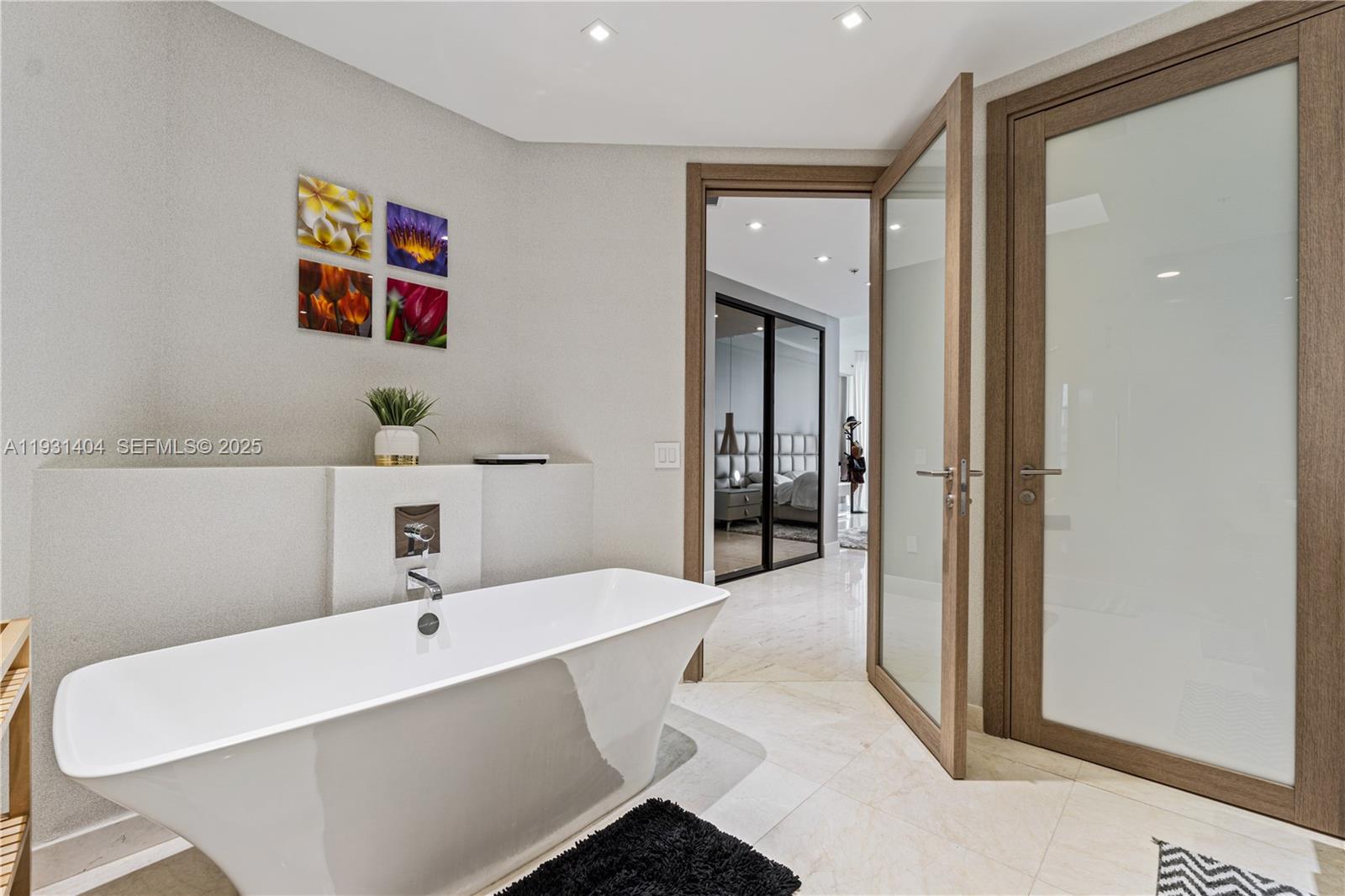 Photo of 17301 Biscayne Blvd  #PH-5, North Miami Beach, Florida, 33160 - 