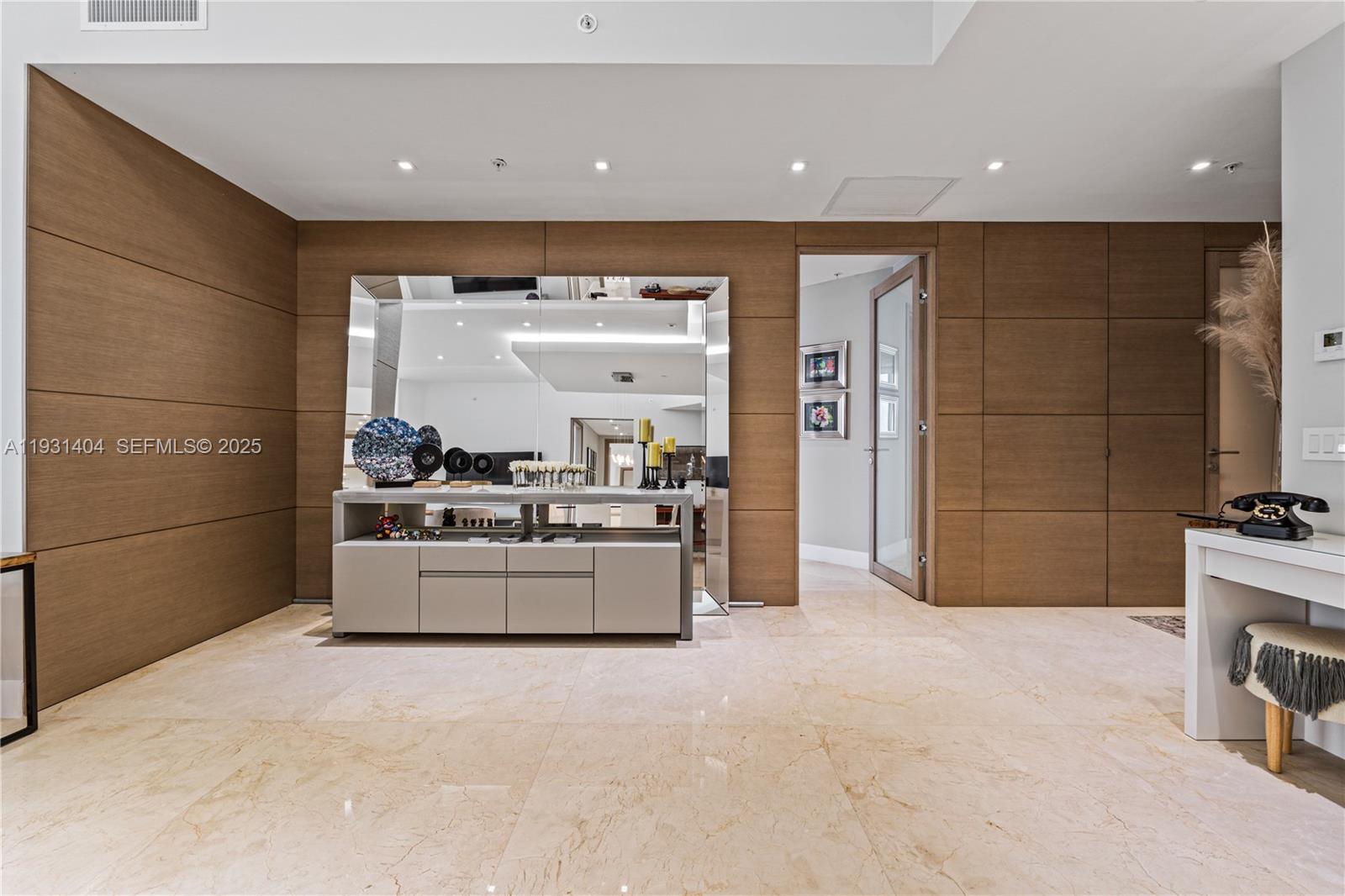 Photo of 17301 Biscayne Blvd  #PH-5, North Miami Beach, Florida, 33160 - 