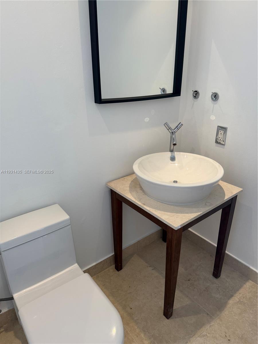 Photo of 450 Alton Rd #2508, Miami Beach, Florida, 33139 -