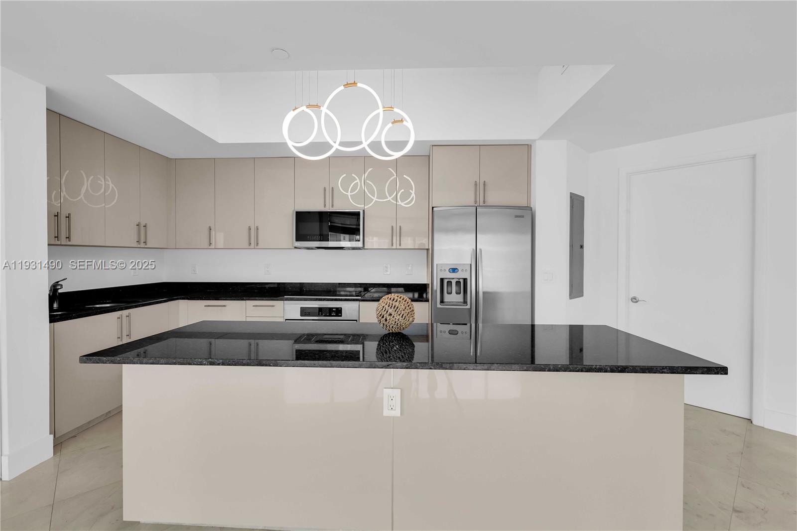 Photo of 3131 188th St  #2-1005, Aventura, Florida, 33180 - 