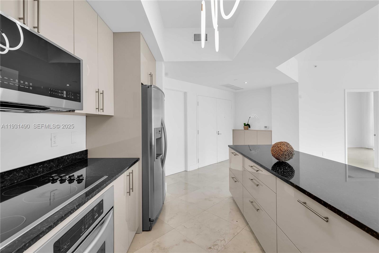 Photo of 3131 188th St  #2-1005, Aventura, Florida, 33180 - 