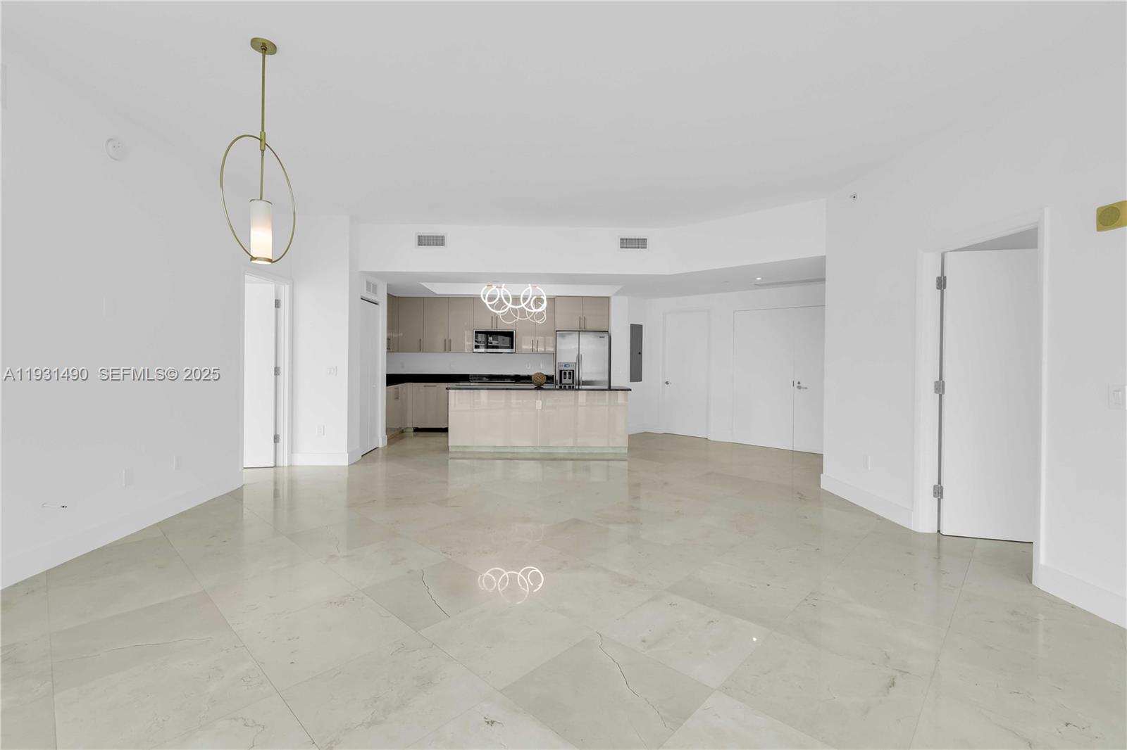 Photo of 3131 188th St  #2-1005, Aventura, Florida, 33180 - 