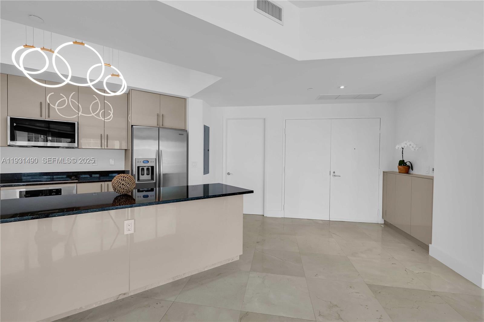 Photo of 3131 188th St  #2-1005, Aventura, Florida, 33180 - 