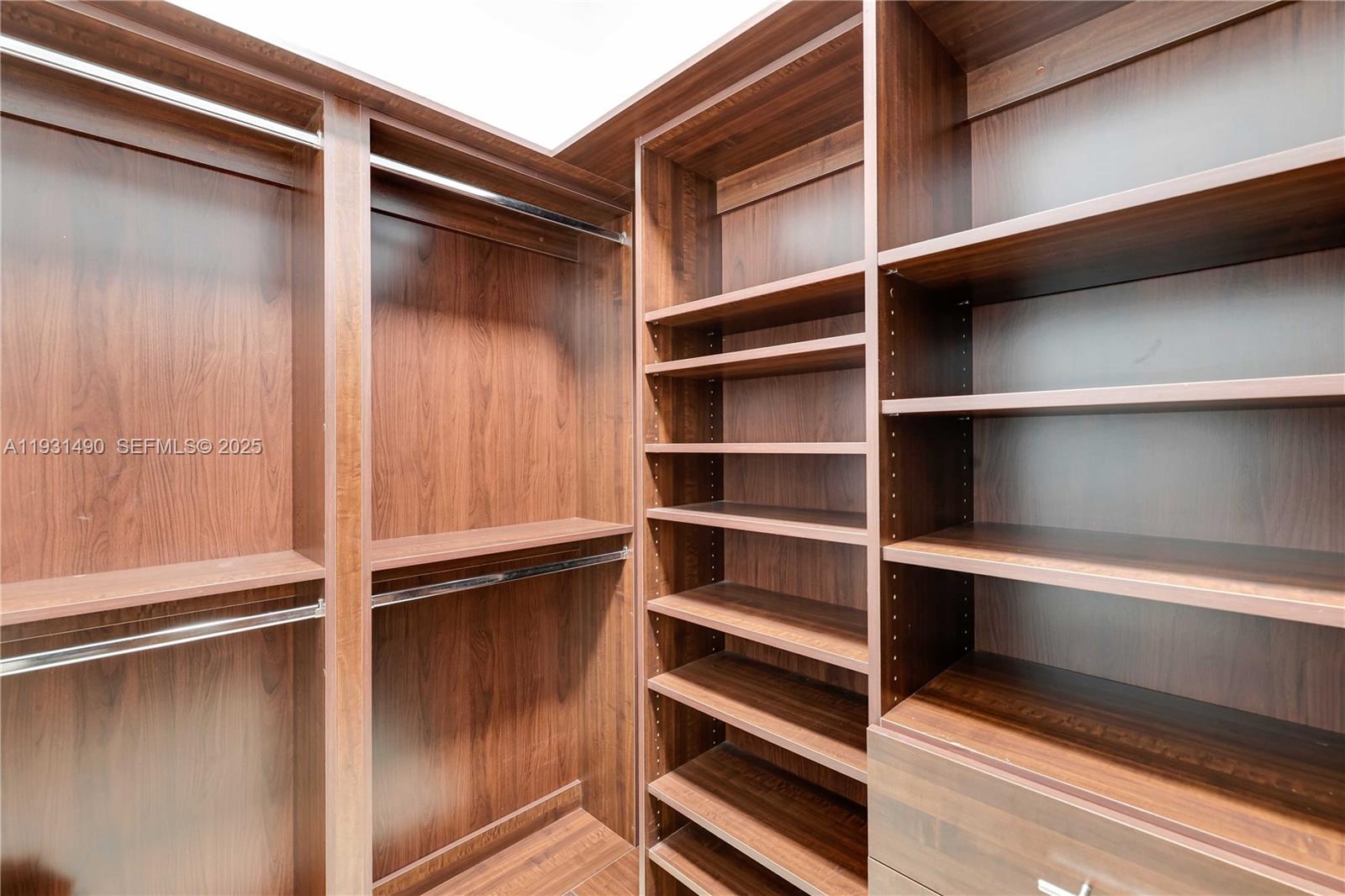 Photo of 3131 188th St  #2-1005, Aventura, Florida, 33180 - 