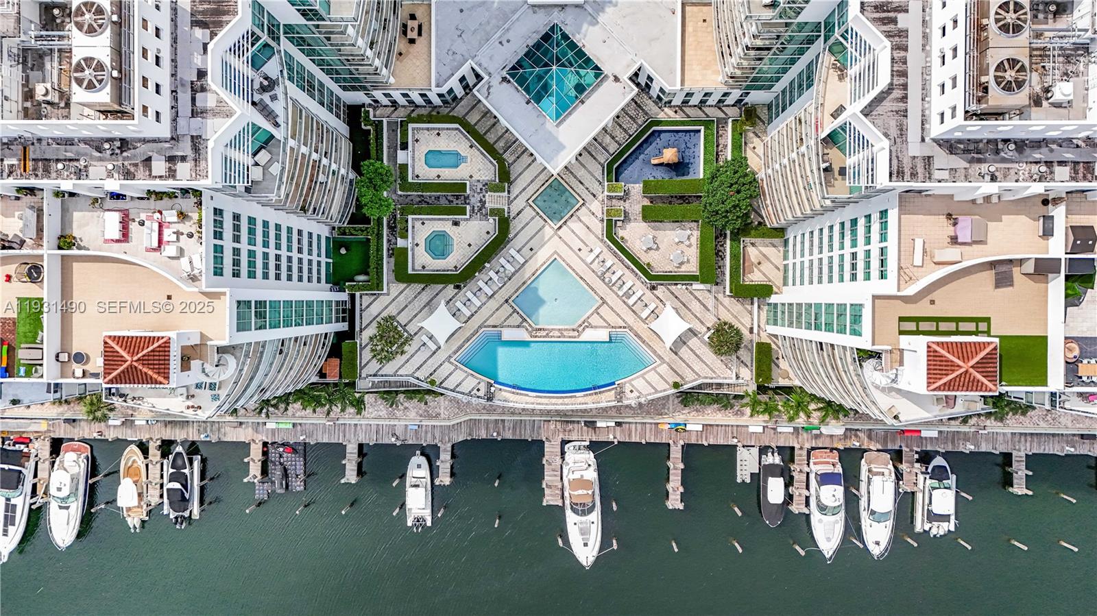 Photo of 3131 188th St  #2-1005, Aventura, Florida, 33180 - 