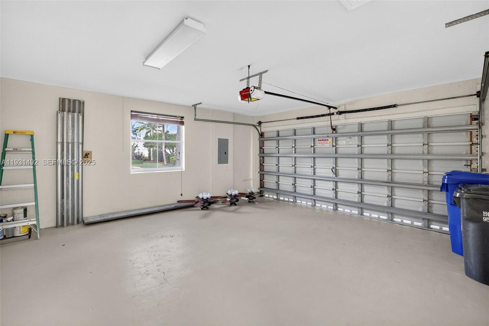 Photo of 940 Harbor Vw N (940), Hollywood, Florida, 33019 -