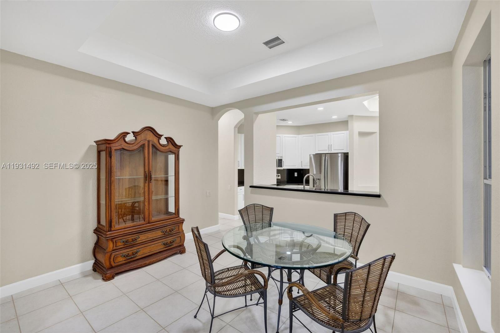 Photo of 940 Harbor Vw N (940), Hollywood, Florida, 33019 -