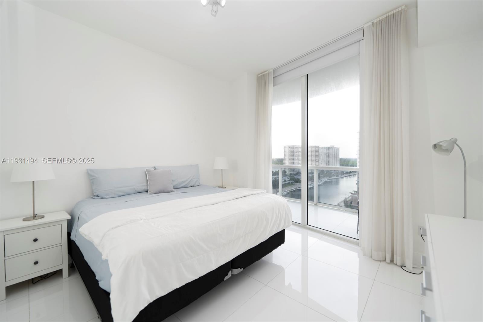 1005 2 / 2 1435 sq. ft. $ 2025-12-16 0 foto