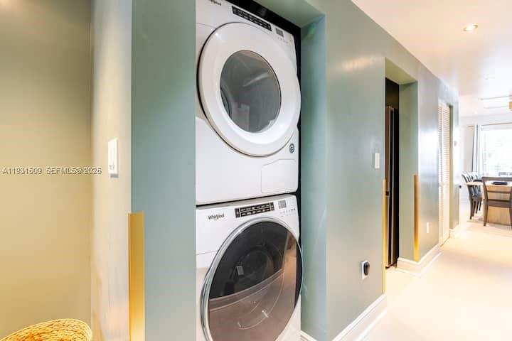   /  2190 sq. ft. $ 2025-12-16 0 foto