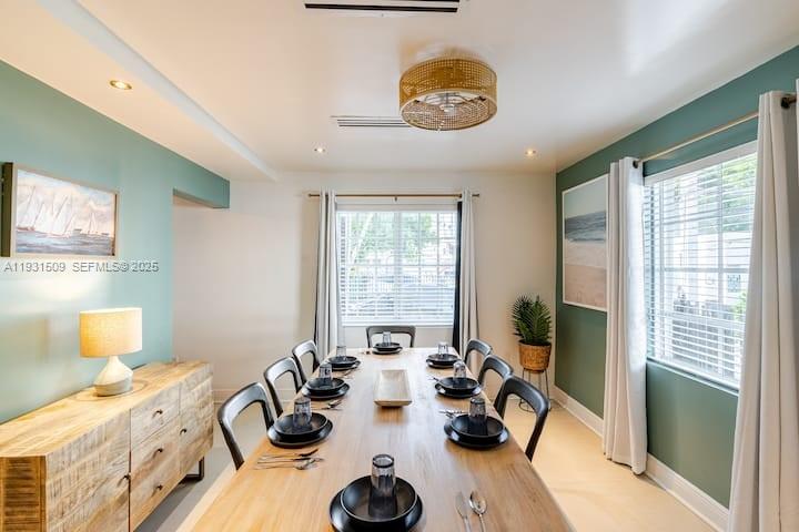   /  2190 sq. ft. $ 2025-12-16 0 foto