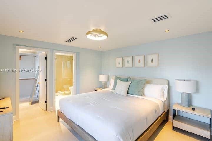   /  2190 sq. ft. $ 2025-12-16 0 foto