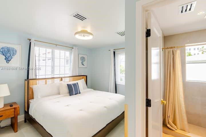   /  2190 sq. ft. $ 2025-12-16 0 foto