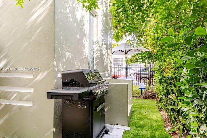   /  2190 sq. ft. $ 2025-12-16 0 foto