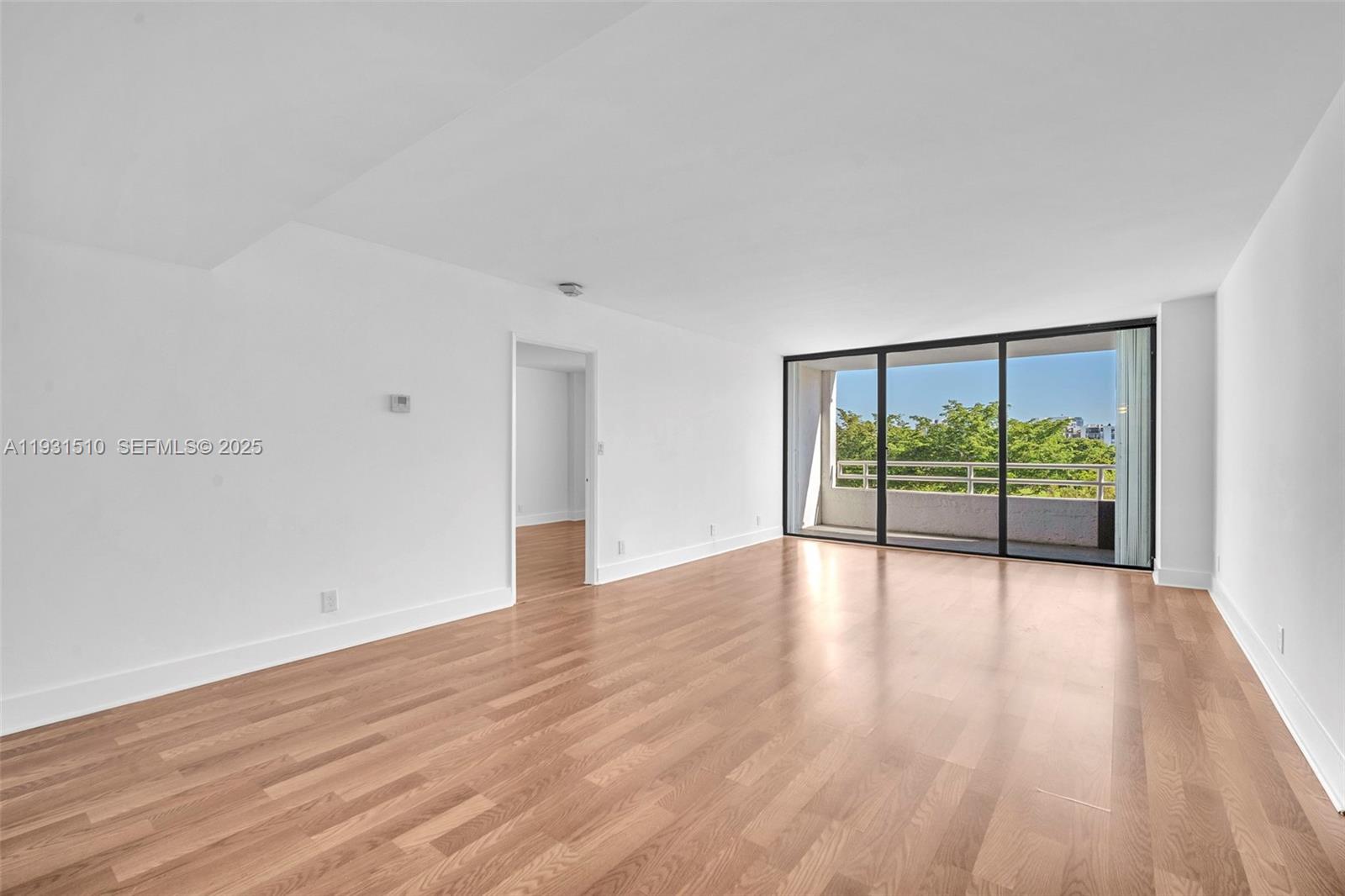 Photo of 20355 34th Ct  #421, Aventura, Florida, 33180 - 