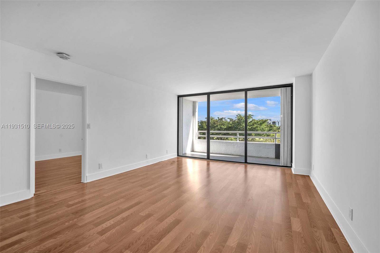 Photo of 20355 34th Ct  #421, Aventura, Florida, 33180 - 