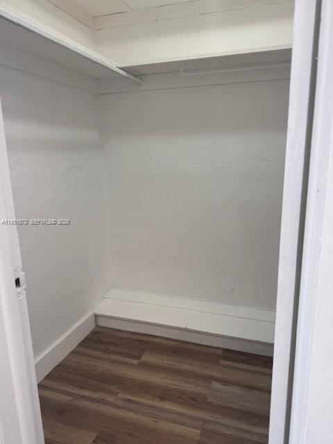 Ver detalles F407 1 / 2 898 sq. ft. $ 2026-04-23 0 foto