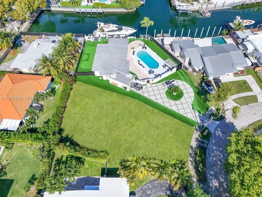   /   sq. ft. $ 2025-12-16 0 Photo