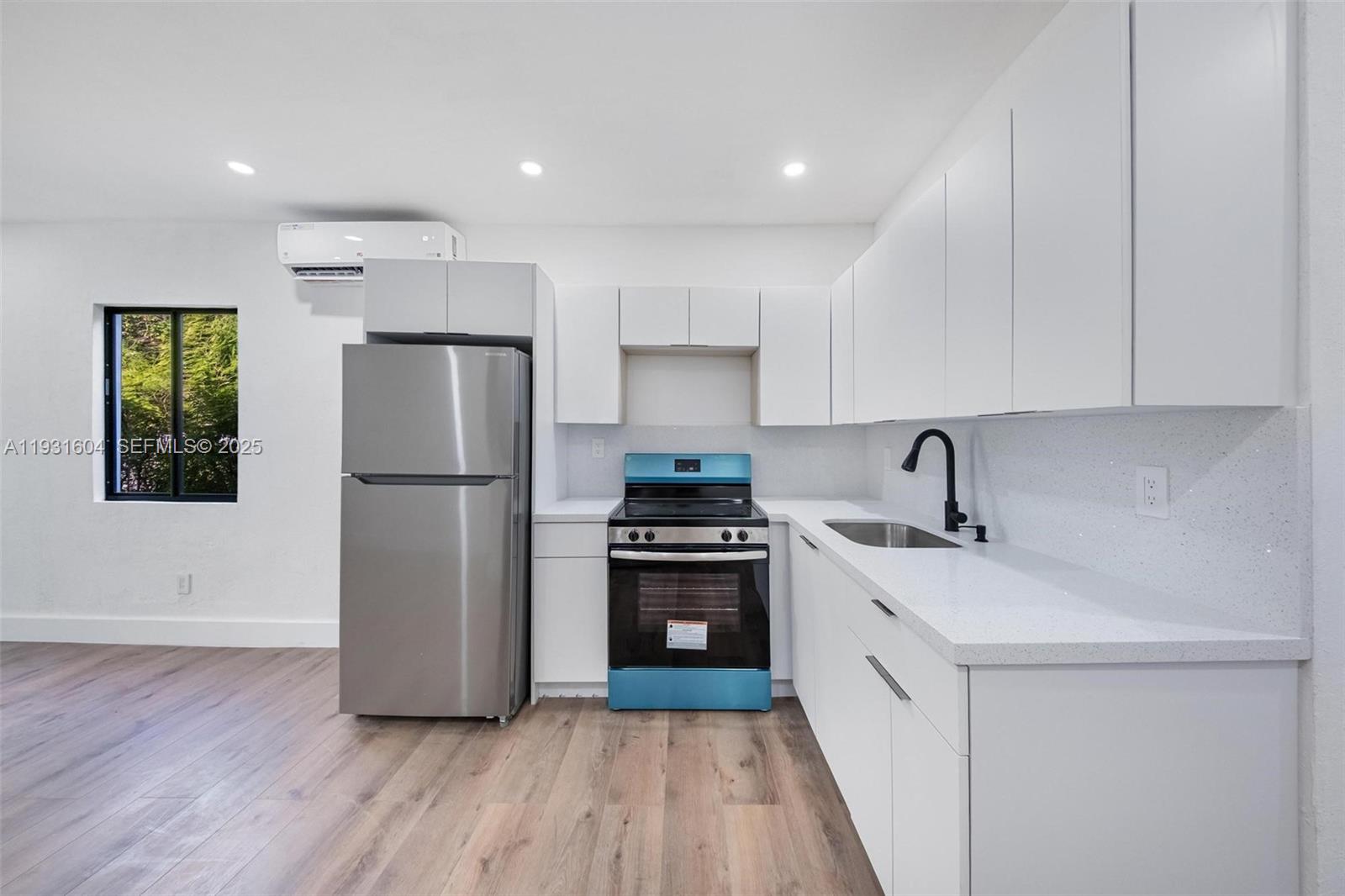   /  1541 sq. ft. $ 2025-12-16 0 foto