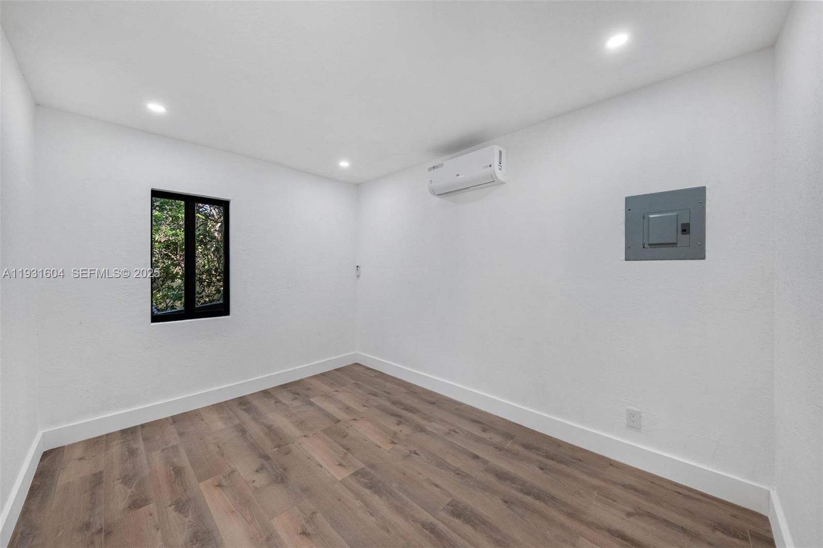   /  1541 sq. ft. $ 2025-12-16 0 foto