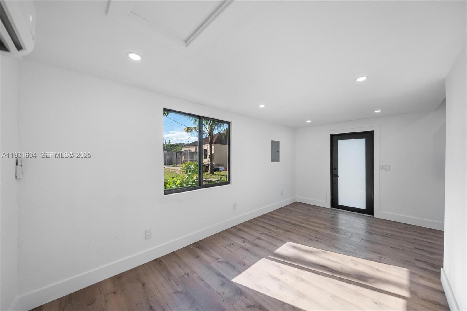   /  1541 sq. ft. $ 2025-12-16 0 foto