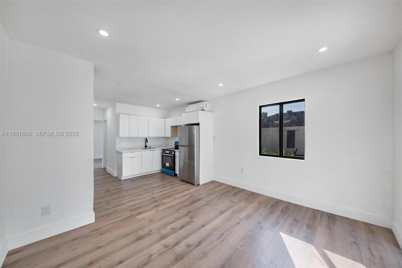   /  1541 sq. ft. $ 2025-12-16 0 foto