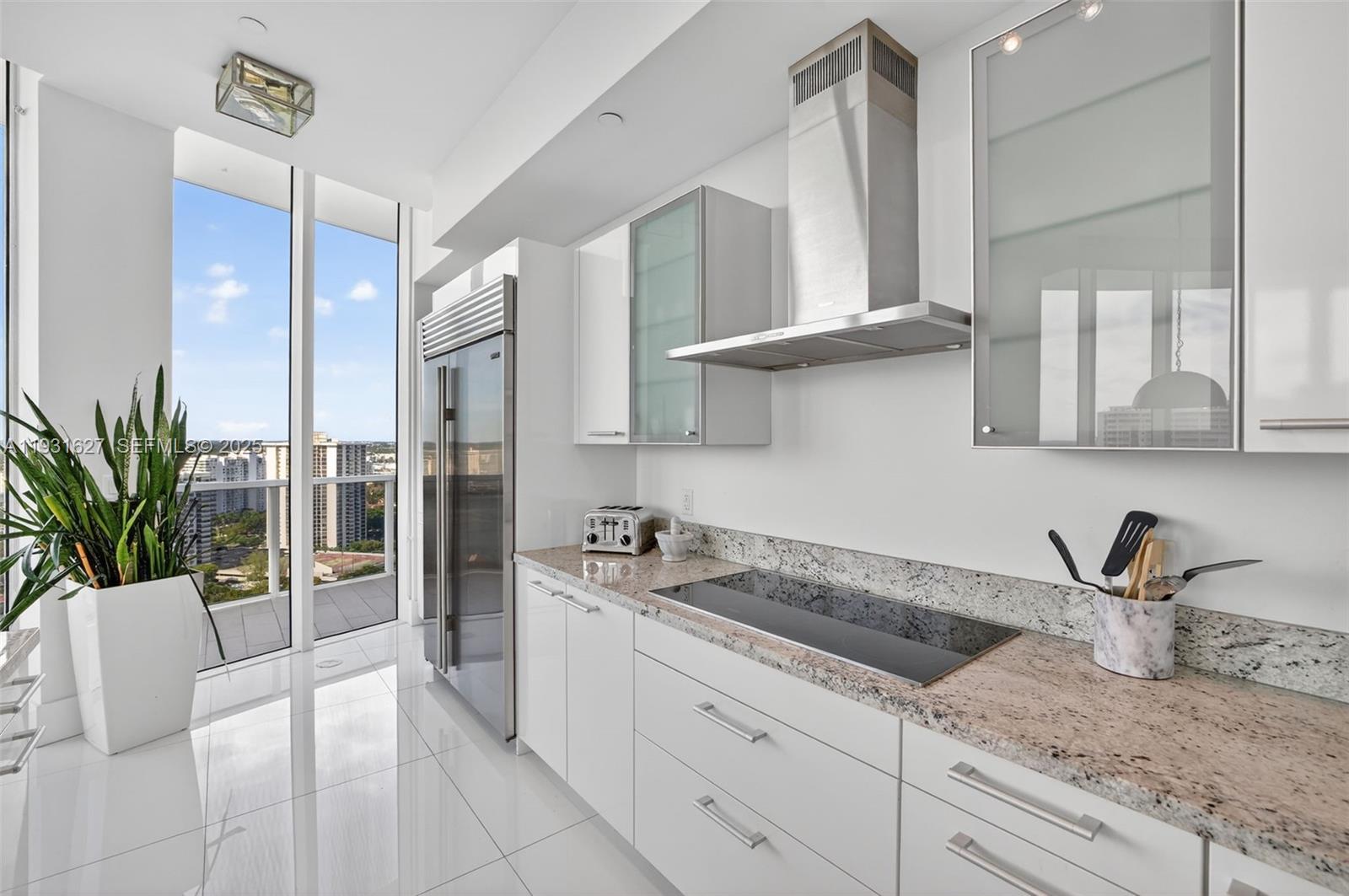 2303 3 / 3 2235 sq. ft. $ 2025-12-16 0 Photo